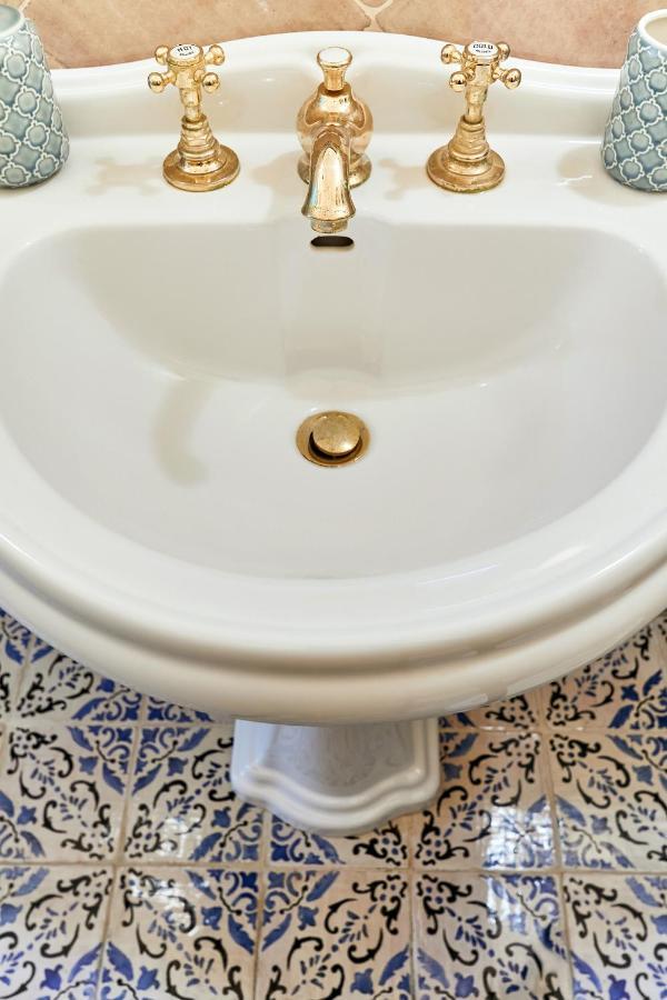 Louis Mary Apartment ガリポリ エクステリア 写真